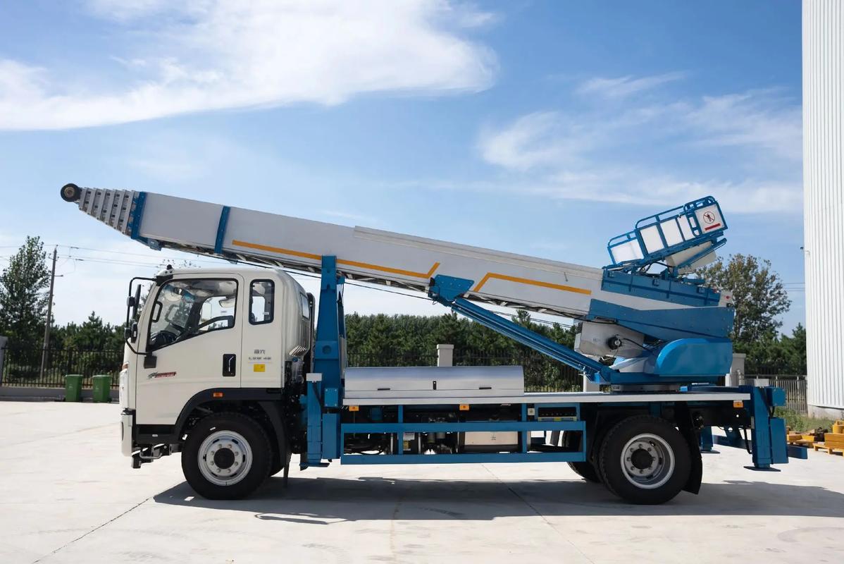 临邑云梯上料车租赁费用