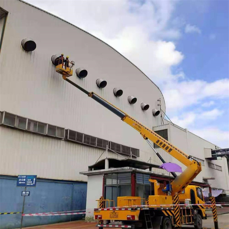 临邑高空作业车出租服务：专业广告牌安装解决方案