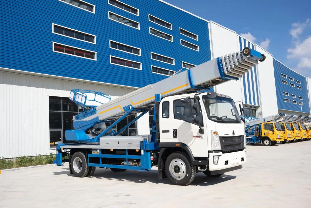 临邑出租云梯车高空作业车 建筑垃圾搬运