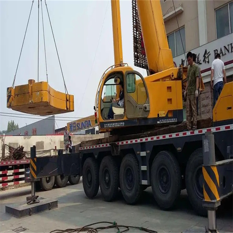 临邑当地吊车出租|机器吊装|75吨|工厂搬迁服务